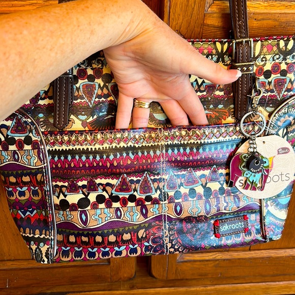 Sakroots🐘NWT⭐️Multicolor Tote Bag BRAND NEW with TAGS!💙Gorgeous colors!💚 - Picture 5 of 14